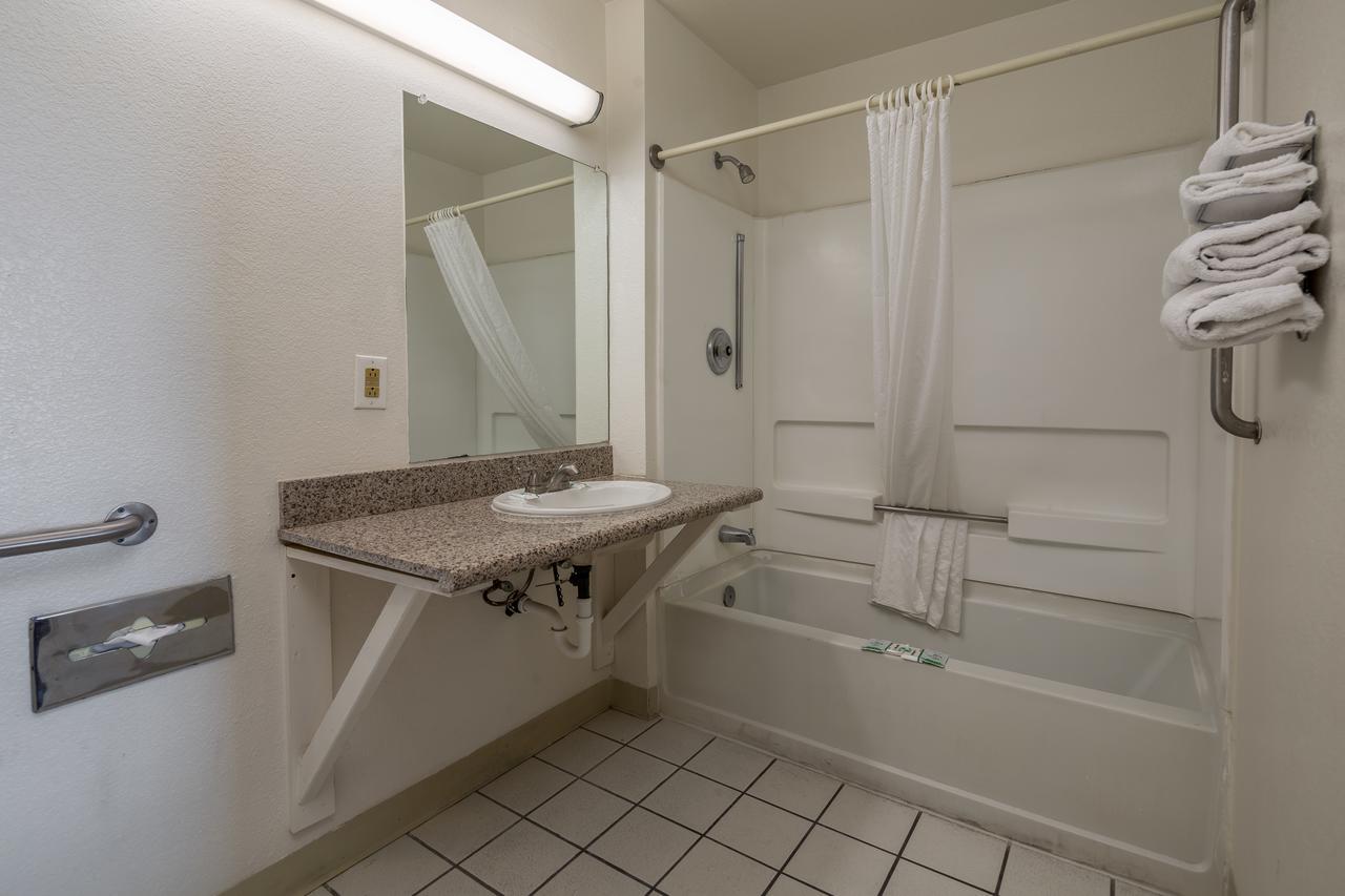 Travelers Inn - Phoenix Ngoại thất bức ảnh